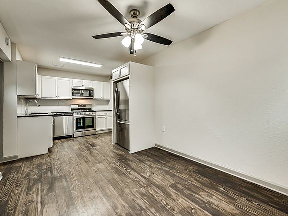 4th image of 113 W 4th St #A