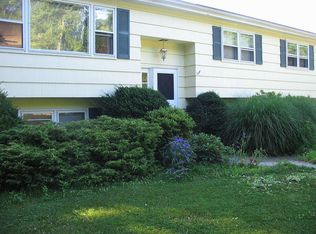 8 Frenchtown Rd, Trumbull, CT 06611