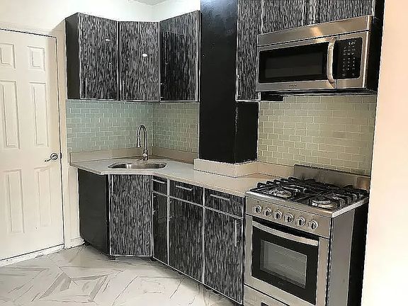 2nd image of 534 E 14th St APT 7
