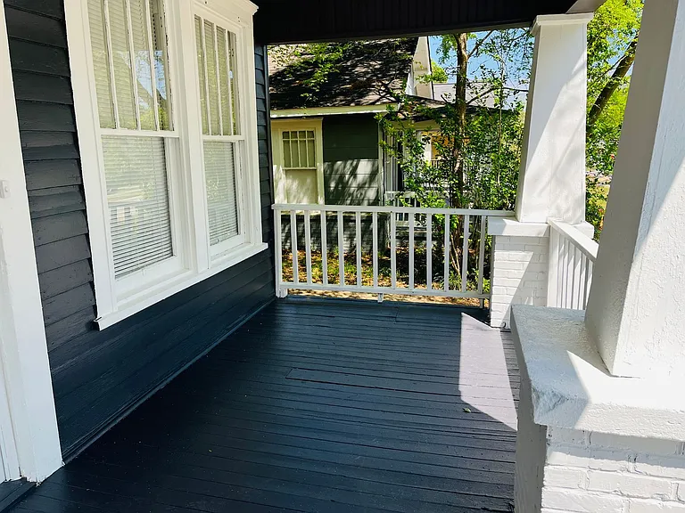 410 Alford St — Photo 23