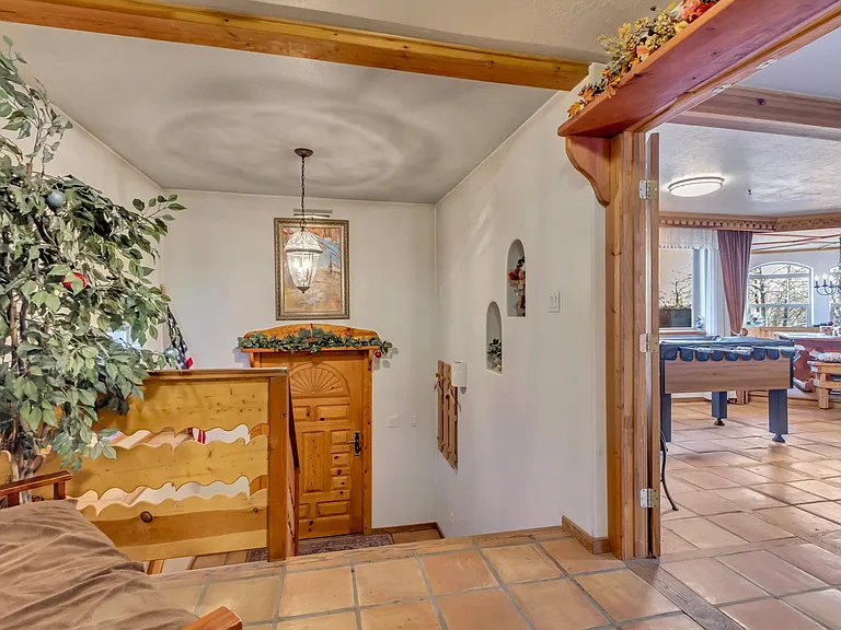 2607 N Viking Dr — Photo 29
