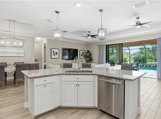 28091 Foxrock CT, BONITA SPRINGS, FL 34135