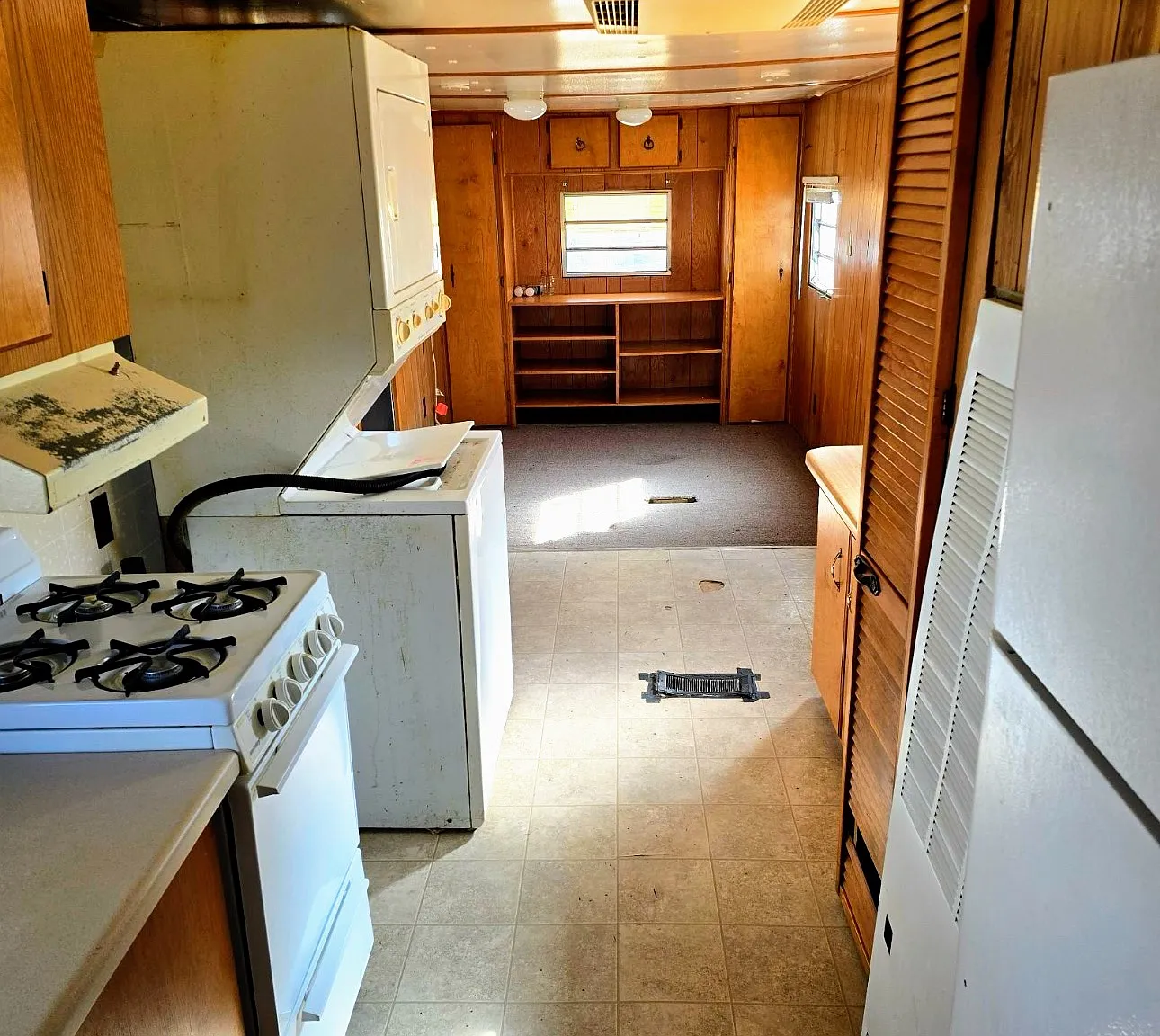 1 bed, 352 sqft, $775 — Photo 1