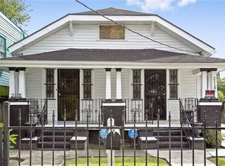 2116 Laurel St, New Orleans, LA 70130