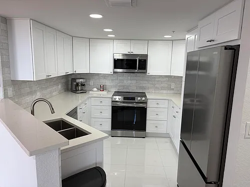1801 N Flagler Dr #824 Photo 1