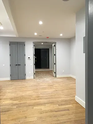 Rented by HCO NY | media 31