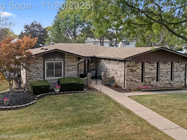 7339 Parkway Ct, Canton, MI 48187