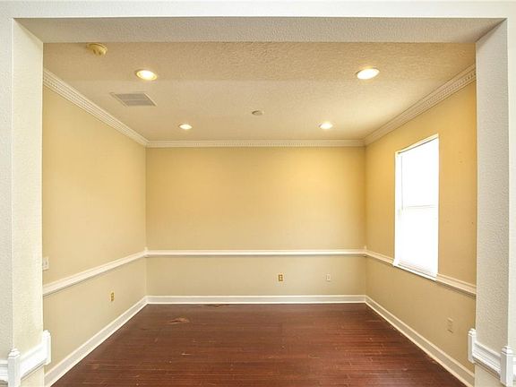 5th image of 4455 Philadelphia Cir