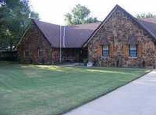 7621 NW 34th St, Bethany, OK 73008