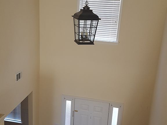 4th image of 2276 Wickingham Dr NE