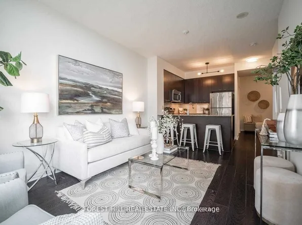 225 Webb Dr, Mississauga, ON