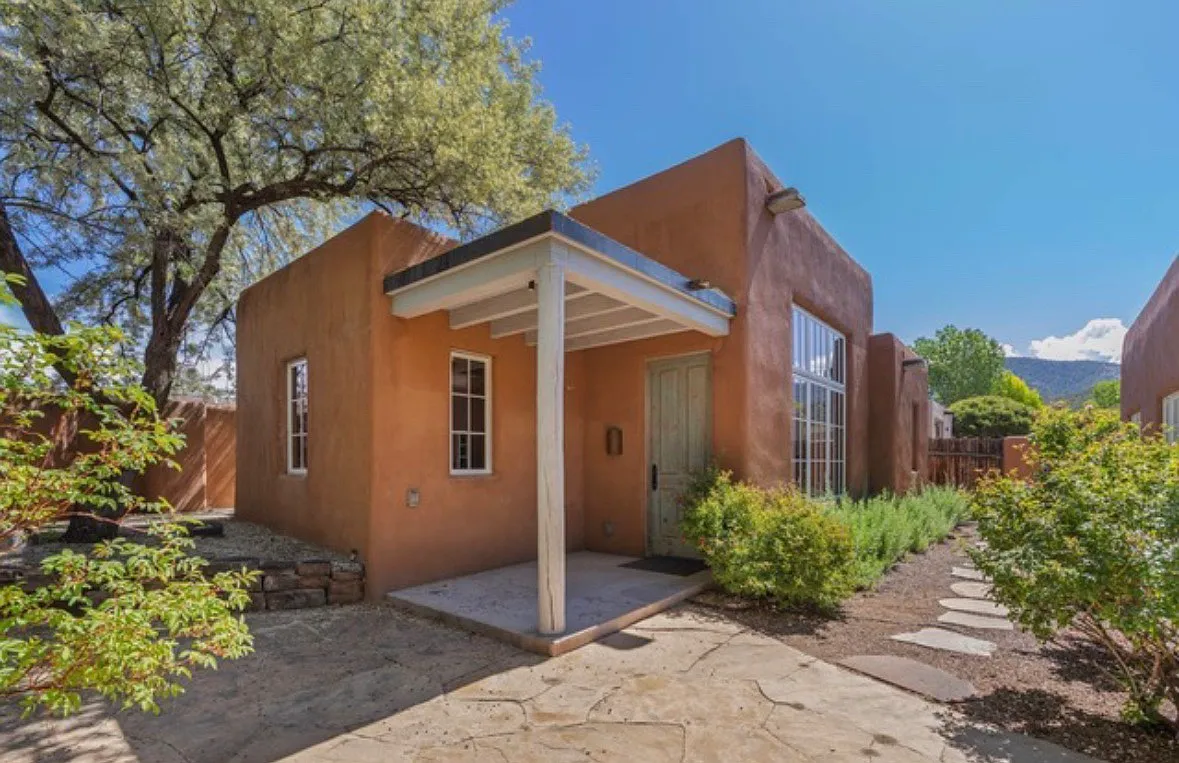 1 bed, 800 sqft, $2,900 — Photo 1
