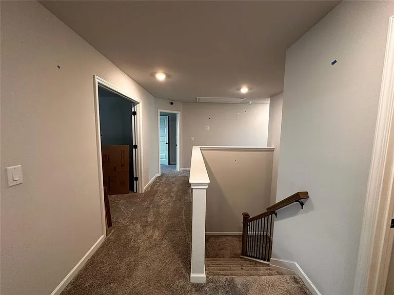 325 Sterling Creek Way — Photo 16