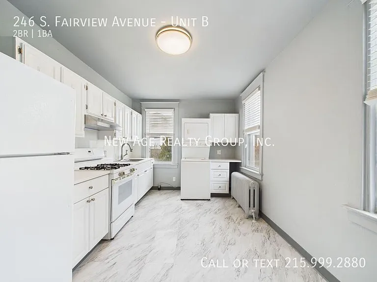 246 S Fairview Ave #B — Photo 3