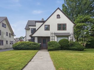 38 Oxford St, Springfield, MA 01108