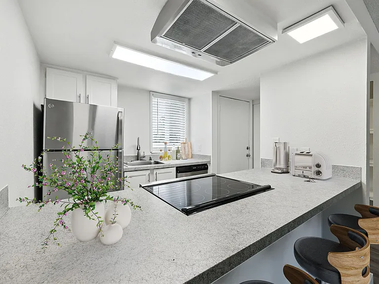 51 Hayes Pl SW — Photo 4