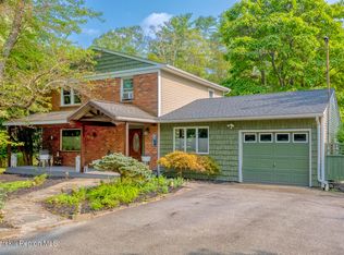70 Vandebogart Rd, Woodstock, NY 12498