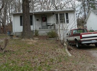 35 Elizabeth St, Danville, VA 24541