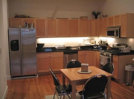 Kitchen / Dinning Area