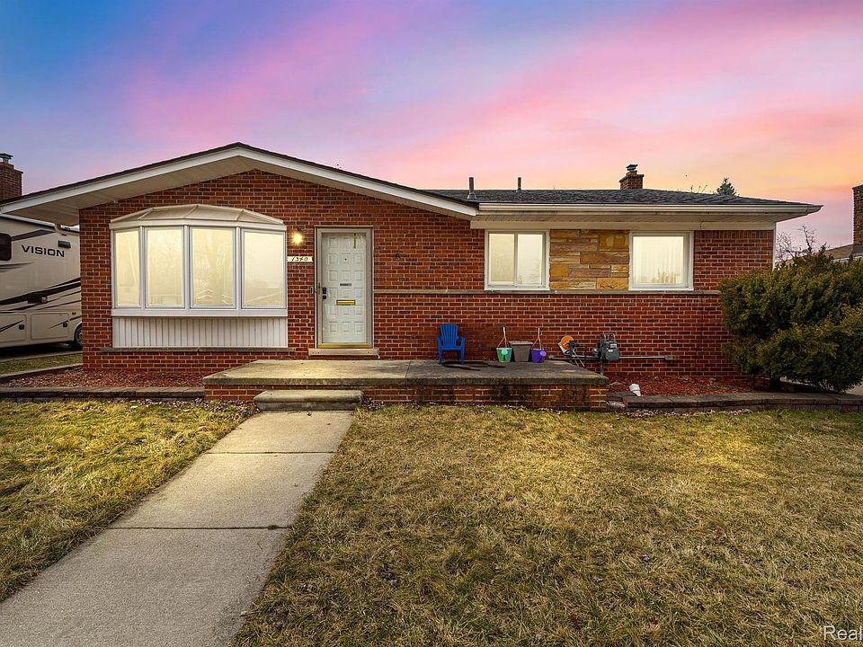 1st image of 1340 Jeffery St