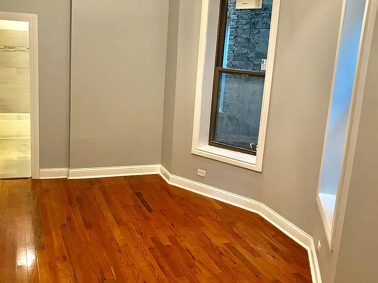 517 E 46th Pl #2 — Photo 22