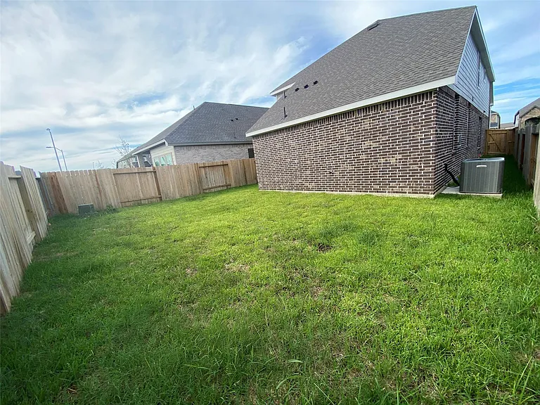 31323 Balsam Hawk Ln — Photo 41