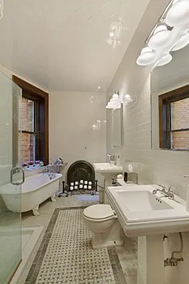 Sold by Corcoran | media 14