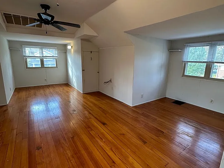 3468 Mayfair Ave — Photo 12
