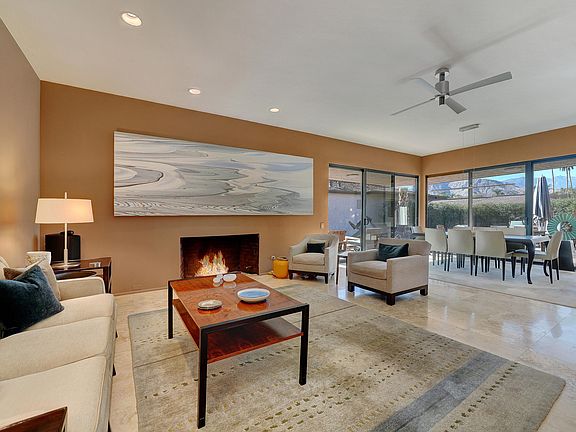 5th image of 8 Dartmouth Dr