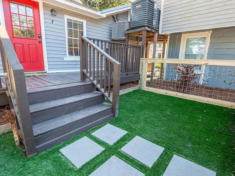 4208 S Rhett Ave #F — Photo 18