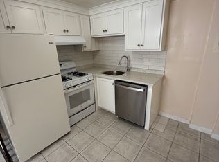 362 Centre St APT 1, Quincy, MA 02169