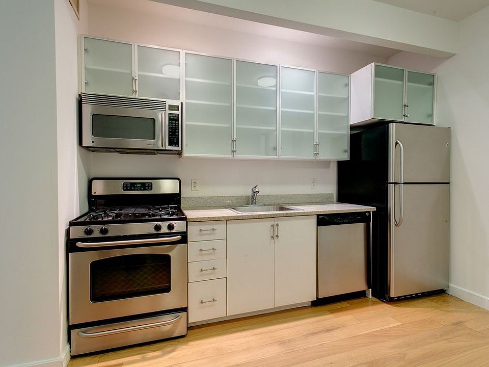 1st image of 37 Wall St APT 11H