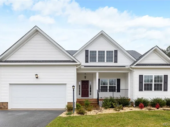 11237 Ashland Park Dr, Ashland, VA 23005