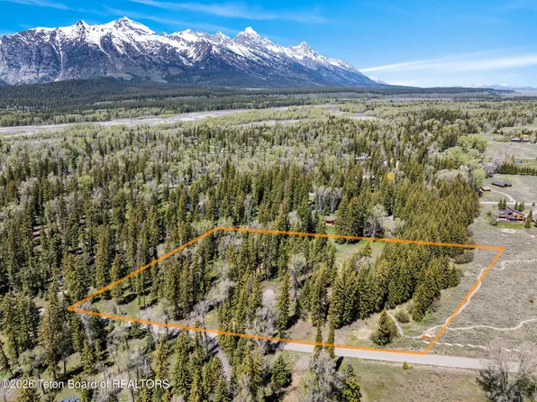 455 E Buck Mountain Rd, Jackson, WY 83001