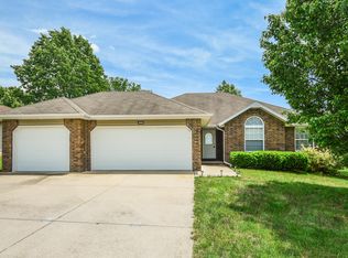 3932 S El Amber Ave, Springfield, MO 65807