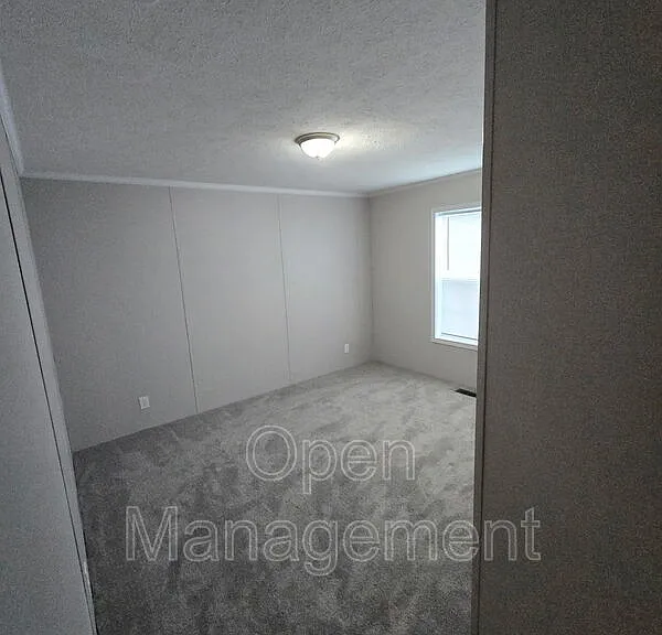 511 E 1st St #82 — Photo 11