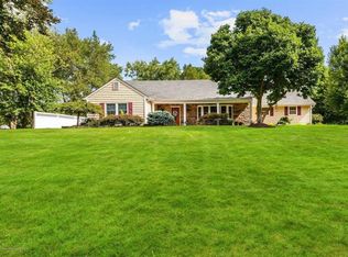 3 Ridgewood Ct, Marlboro, NJ 07746