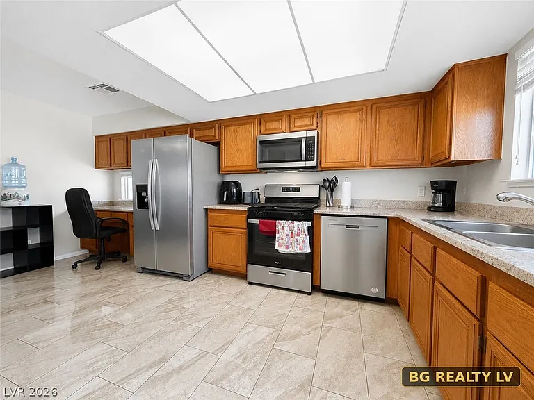 6600 Light Breeze Dr — Photo 9