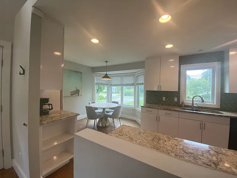 19 W End Ave — Photo 16