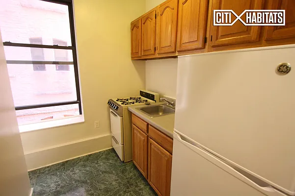 Rented by Citi Habitats | media 11