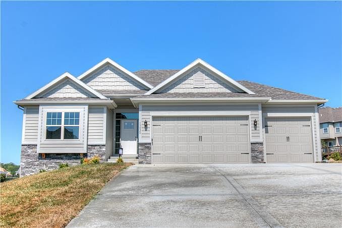 1st image of 13020 NW Foxglove Ct