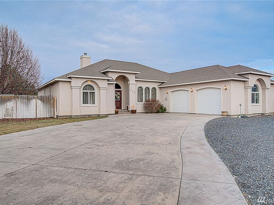 1st image of 393 Dream St SE