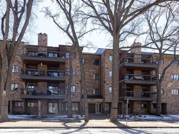 420 6th Ave S APT 208, Fargo, ND 58103