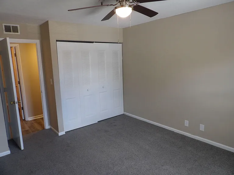 434 Harrodswood Rd #10 — Photo 29