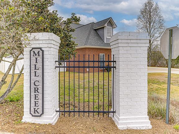 2nd image of 101 Mill Creek Dr