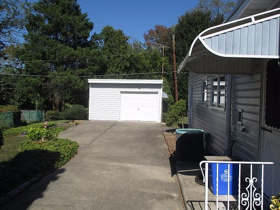 3rd image of 9340 Trout Rd
