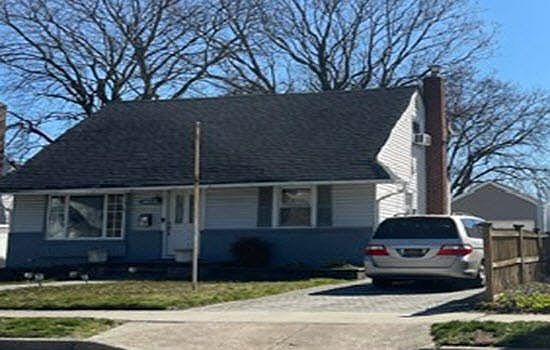 2nd image of 200 Raff Ave
