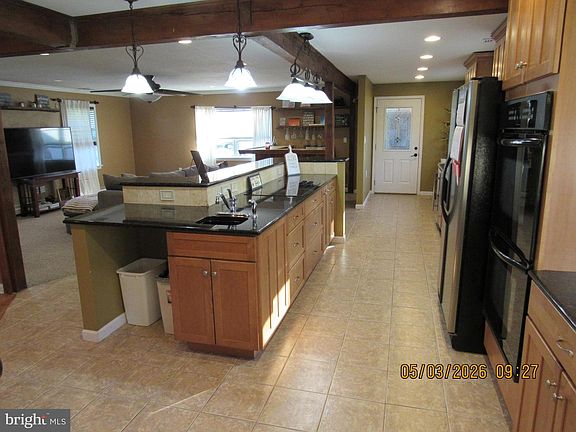 5th image of 1276 Stump Hall Rd