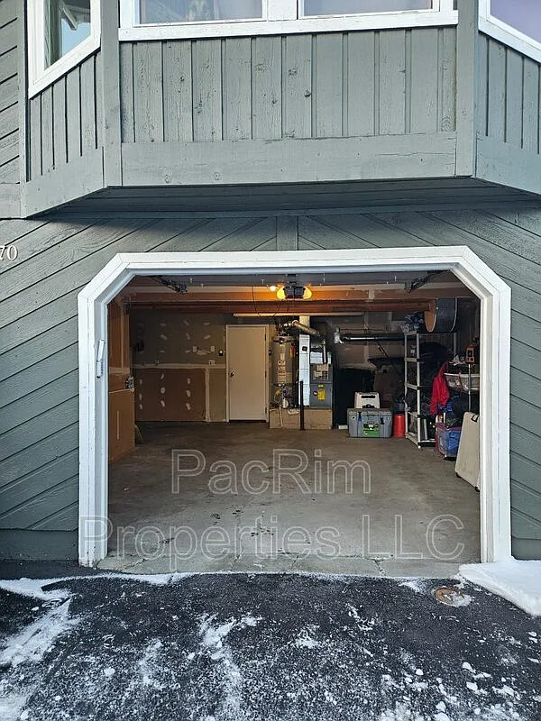 2 bed, 1.0 bath, $1,500 — Photo 3