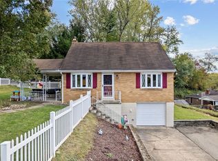 102 Blaze Dr, Glenshaw, PA 15116